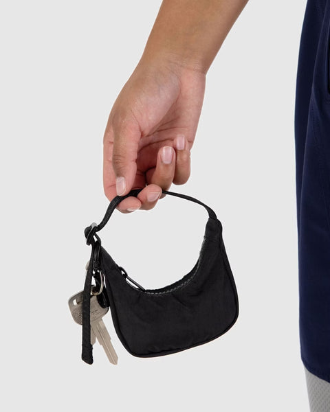 MINI CRESCENT BAG CHARM "BLACK" — by Baggu