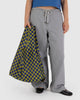 STANDARD "PEAR NAVY CHECK" REUSABLE BAG — by Baggu